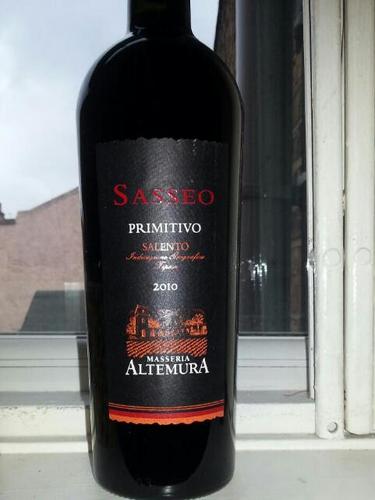 Masseria Altemura Sasseo Salento Primitivo 2010