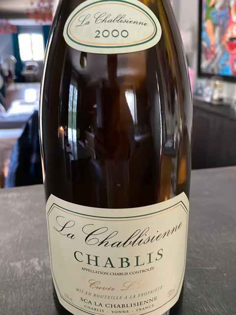 La Chablisienne Cuvée L. C. Chablis 2000 wine label