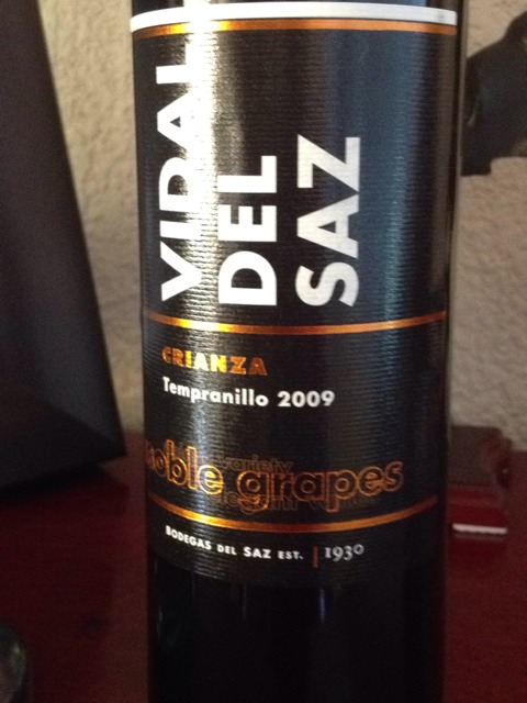 Vidal del Saz Crianza Tempranillo 2015 wine label