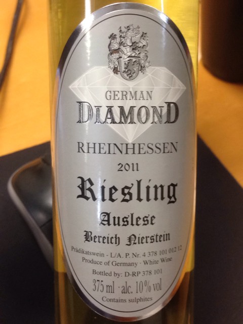 ワイン Niersteiner Findling Auslese Rheinhessen Fritz Windisch Niersteiner Ölberg Riesling Auslese | Vivino US