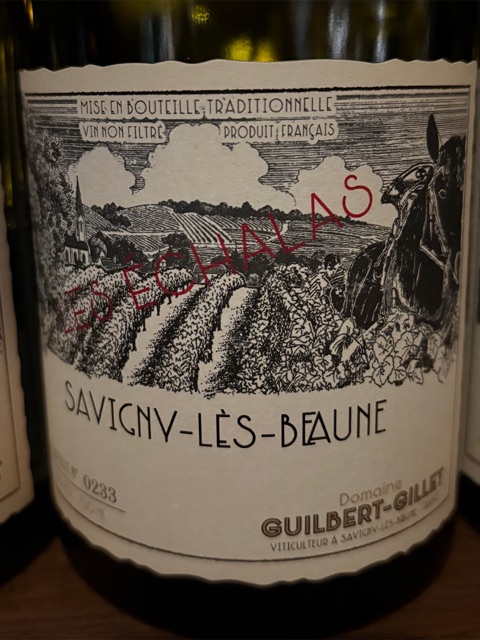 Guilbert Gillet Savigny-lès-Beaune | Vivino Português (Brasil)
