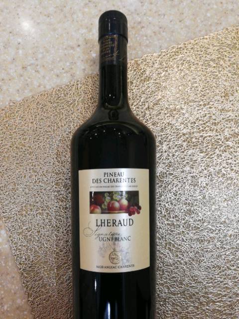 Lheraud Pineau des Charentes Signature Ugni blanc | Vivino 日本語