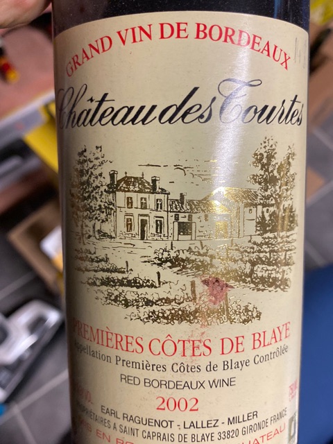 Château des Tourtes Premières Côtes de Blaye | Vivino English