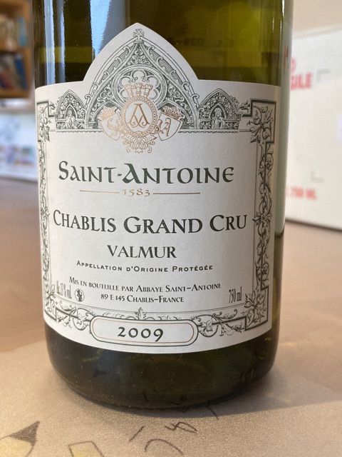 Abbaye Saint Antoine Chablis Grand Cru 'Valmur' | Vivino Français