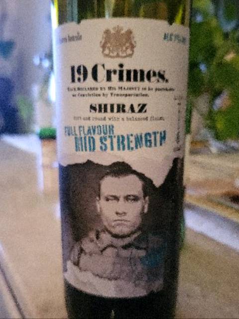Full Flavour Mid Strength Shiraz