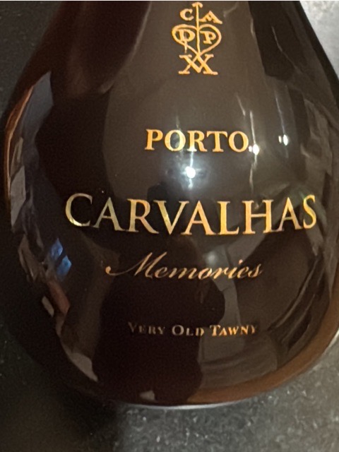N.V. Quinta das Carvalhas Memories Very Old Tawny Porto | Vivino