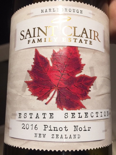 Saint Clair Family Estate Estate Selection Pinot Noir | Vivino English
