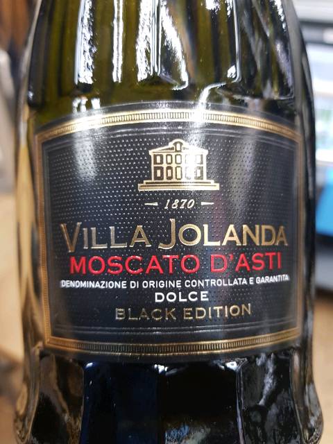 villa jolanda moscato d asti