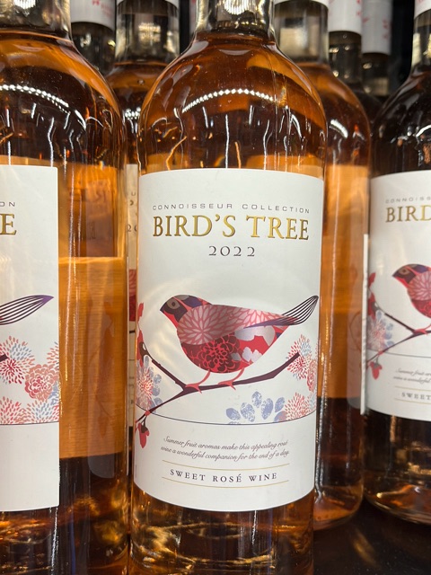 Danubiana Bird's Tree Sweet Rosé | Vivino English