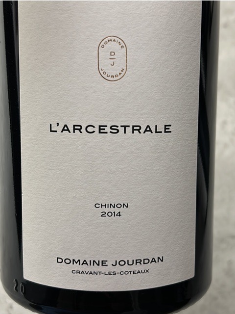Domaine Jourdan L'Arcestrale Chinon | Vivino Svenska