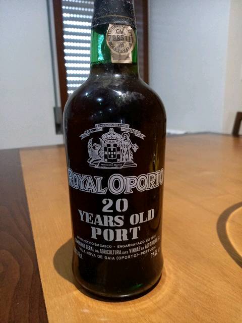ロイヤルオポルト ポートワイン 20年 750ml Royal Oporto 20 Years Old Port | Vivino 日本語