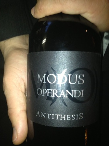 Modus operandi antithesis wine