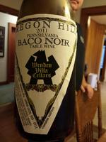Oregon Hill - Wenden Villa Oregon Hill Pennsylvania Baco Noir Table