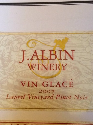 J. Albin Winery Vin Glacé Laurel Vineyard Pinot Noir | Vivino US