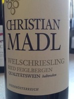 Sektkellerei Madl Ried Feiglbergen Welschriesling Halbtrocken