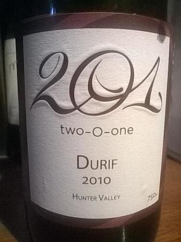Two O One (2O1) Durif | Vivino English