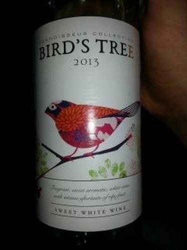 Hechtsheim Bird's Tree Sweet White | Vivino 日本語