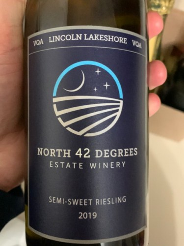 North 42 Degrees Riesling Semi-Sweet | Vivino English