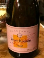 Veuve Clicquot Extra Brut Rosé Champagne