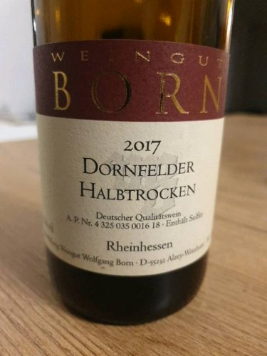 Weingut Wolfgang Born