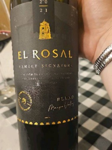 Viña El Rosal Family Signature Blend | Vivino English