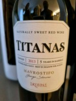 Skouras Titanas Mavrostifo