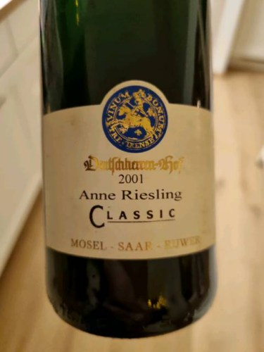 Weingut Deutschherrenhof Anne Riesling Classic | Vivino US
