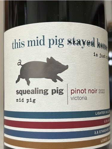 Squealing Pig This Mid Pig Pinot Noir | Vivino English
