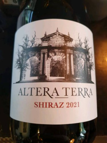 Altera Terra Shiraz | Vivino Australia