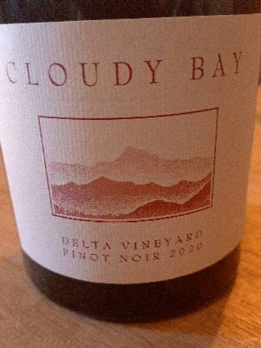 Cloudy Bay Delta Vineyard Pinot Noir | Vivino US