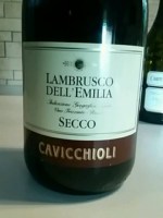 Cavicchioli Lambrusco dell'Emilia Secco Frizzante