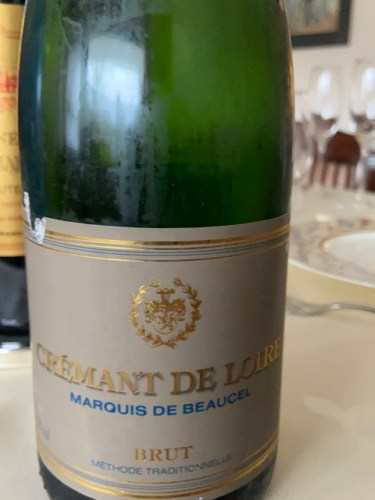Marquis de Beaucel Crémant de Loire Brut | Vivino