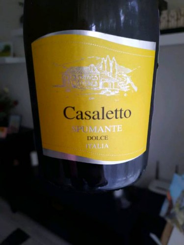 Casaletto extra dry. Сл. Казалетто спуманте экстра. Вино игристое казалетто спуманте экстра драй. Шампанское casaletto extra dry.