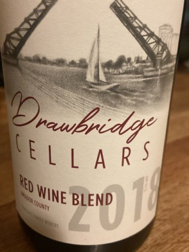 Drawbridge Red Blend | Vivino US
