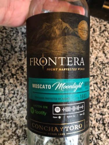 Frontera Moscato Moonlight | Vivino Canada