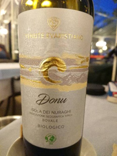 tenute-evaristiano-donu-bovale-isola-dei-nuraghi-vivino-us