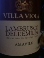 Cavicchioli Villa Viola Lambrusco dell'Emilia Amabile