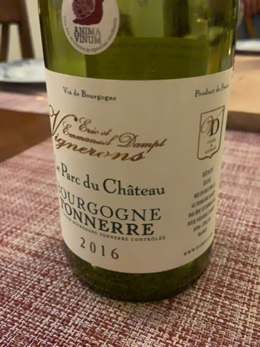 Dampt Frères Le Parc du Château Bourgogne Tonnerre Blanc | Vivino US