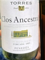 Familia Torres Clos Ancestral Blanco