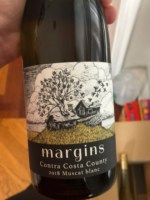 Margins Muscat Blanc