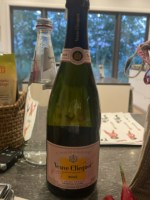 Veuve Clicquot Réserve Cuvée Brut Rosé Champagne