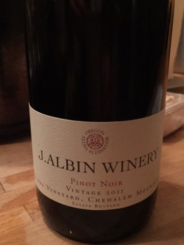 J. Albin Winery Laurel Vineyard Pinot Noir | Vivino US