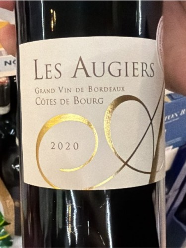 Château Les Augiers Côtes de Bourg | Vivino English