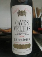 Caves Velhas Garrafeira Vinho Tinto de Mesa