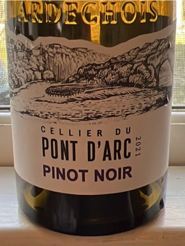 Les Chais Du Pont d'Arc Cellier du Pont d'Arc Pinot Noir Vivino