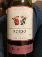 Villa Alba Rosso Medium Dry