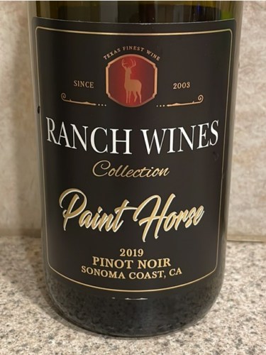 Lone Star Ranch Wines Collection Paint Horse Pinot Noir | Vivino US