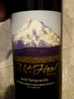 Mt. Hood Echo West Vineyard Tempranillo
