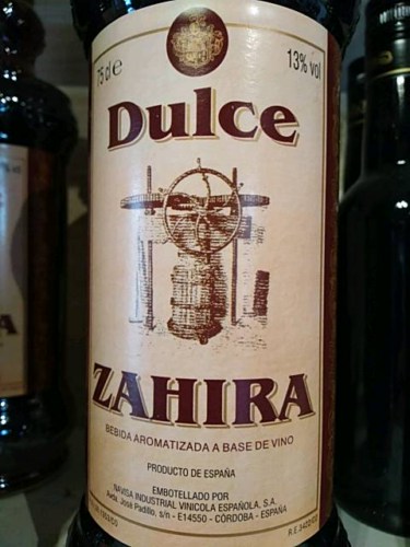Navisa Zahira Dulce Vivino<script async src=