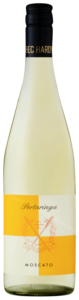 Bec Hardy Pertaringa Lakeside Moscato N.V.